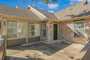 30 Wildwood Dr, Georgetown, TX 78633 - Photo 4