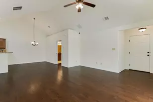 30 Wildwood Dr, Georgetown, TX 78633 - Photo 8