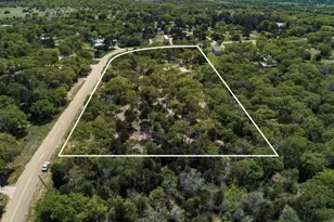 198 Wayside Dr, Elgin, TX 78621 - Photo 4