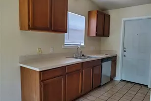2210 N Celia Dr, Cedar Park, TX 78613 - Photo 6