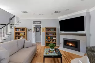 6026 Tributary Ridge Dr, Austin, TX 78759 - Photo 6