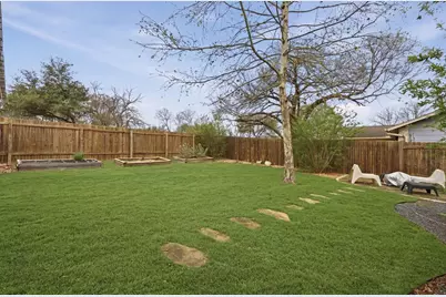 5114 Emerald Forest Drive, Austin, TX 78745 - Photo 14