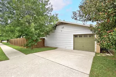 5114 Emerald Forest Drive, Austin, TX 78745 - Photo 18