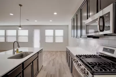 9201 White Coral Drive, Austin, TX 78729 - Photo 10