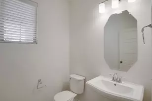 9201 White Coral Dr, Austin, TX 78729 - Photo 12