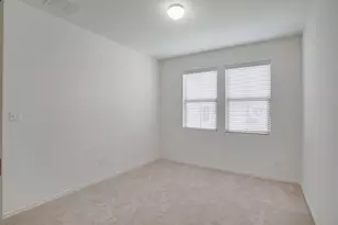 9201 White Coral Dr, Austin, TX 78729 - Photo 16