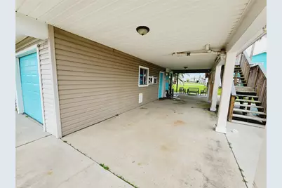 16607 Henry Morgan Road, Jamaica Beach, TX 77554 - Photo 30