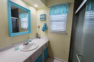 16607 Henry Morgan Rd, Jamaica Beach, TX 77554 - Photo 12