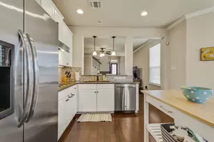 409 S Meadowlark St, Lakeway, TX 78734 - Photo 12