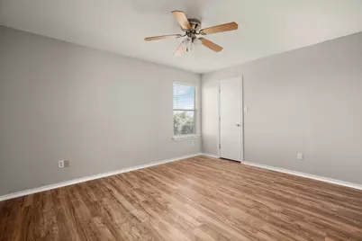 219 Brown Street, Hutto, TX 78634 - Photo 18