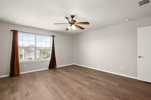 219 Brown St, Hutto, TX 78634 - Photo 14
