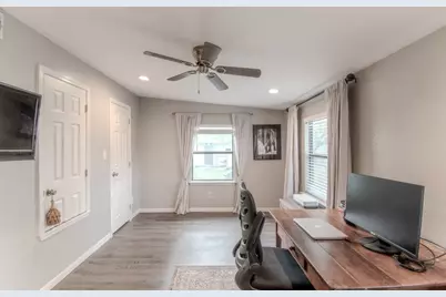 505 W Crestland Drive, Austin, TX 78752 - Photo 26