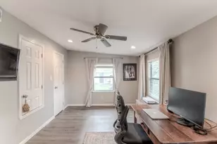 505 W Crestland Dr, Austin, TX 78752 - Photo 26