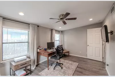 505 W Crestland Drive, Austin, TX 78752 - Photo 24