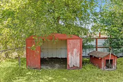 160 Gaeke Street, Giddings, TX 78942 - Photo 28