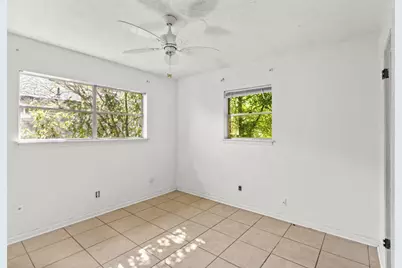 160 Gaeke Street, Giddings, TX 78942 - Photo 16