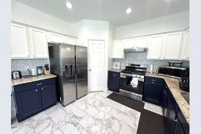2106 Huxley Lane, Round Rock, TX 78664 - Photo 12