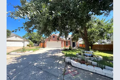 2106 Huxley Lane, Round Rock, TX 78664 - Photo 2