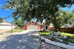 2106 Huxley Ln, Round Rock, TX 78664 - Photo 2