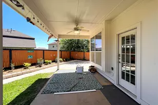 2106 Huxley Ln, Round Rock, TX 78664 - Photo 28