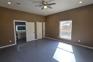 17621 Stacey Ln, Lago Vista, TX 78645 - Photo 20