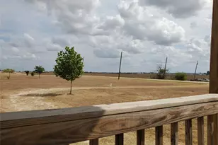 61 Co Rd 433, Thrall, TX 76578 - Photo 2
