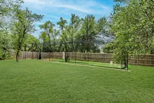 103 Silverstone Dr, Georgetown, TX 78633 - Photo 34