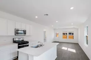 12103 Pike Bnd, Mustang Ridge, TX 78610 - Photo 4