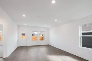 12103 Pike Bnd, Mustang Ridge, TX 78610 - Photo 8