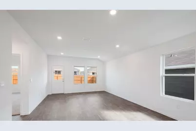 12103 Pike Bend, Mustang Ridge, TX 78610 - Photo 8