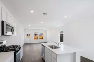 12103 Pike Bnd, Mustang Ridge, TX 78610 - Photo 6