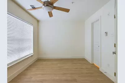 711 W 32nd Street #107, Austin, TX 78705 - Photo 34