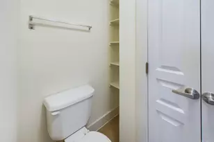 711 W 32nd St, Austin, TX 78705 - Photo 22