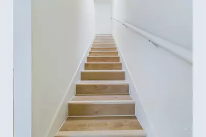 711 W 32nd Street #107, Austin, TX 78705 - Photo 18