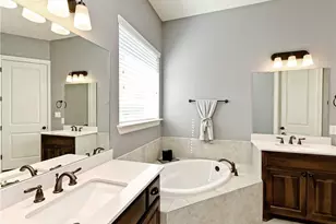 332 Quartz Dr, Dripping Springs, TX 78620 - Photo 16