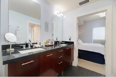 603 Davis Street #1808, Austin, TX 78701 - Photo 16