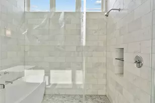 2518 Sutherland St, Austin, TX 78746 - Photo 18