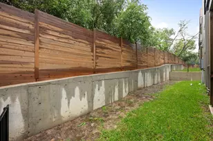 2309 Montopolis Dr, Austin, TX 78741 - Photo 28