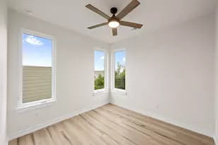 2309 Montopolis Dr, Austin, TX 78741 - Photo 22