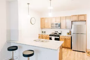 7051 Meadow Lake Blvd, Austin, TX 78744 - Photo 14