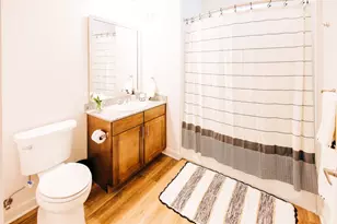 7051 Meadow Lake Blvd, Austin, TX 78744 - Photo 22