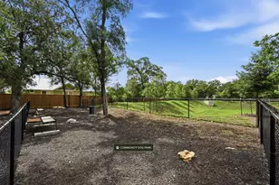 529 B Burlington Dr, Buda, TX 78610 - Photo 24