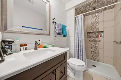 385 S Caldwell Street, Giddings, TX 78942 - Photo 16