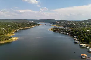 18408 W Rim Dr, Jonestown, TX 78645 - Photo 4