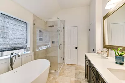 9225 Edwardson Lane, Austin, TX 78749 - Photo 12