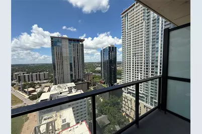 84 East Avenue #2807, Austin, TX 78701 - Photo 2