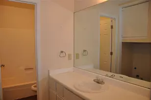 10810 Topperwein Dr, Austin, TX 78758 - Photo 10