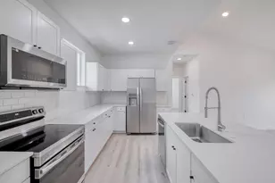 5211 Rob-Scott St, Austin, TX 78721 - Photo 10