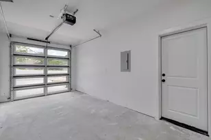 5211 Rob-Scott St, Austin, TX 78721 - Photo 14