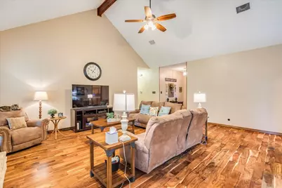 336 Primrose Drive, Kyle, TX 78640 - Photo 6